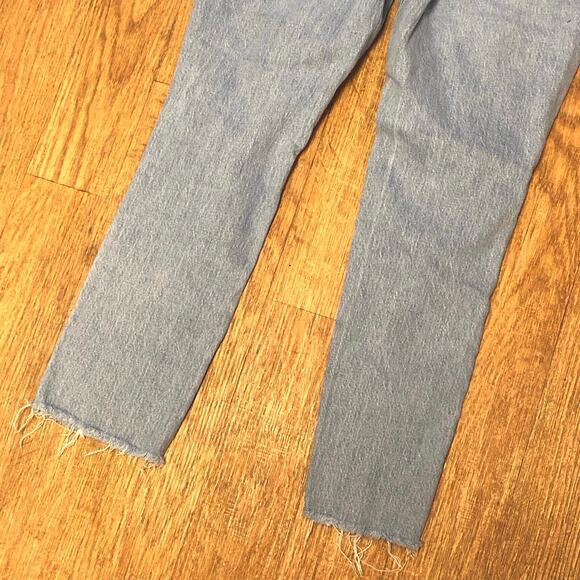 Madewell The Perfect Vintage Jean Light Wash Distressed Raw Hem Size 27P - Picture 8 of 13